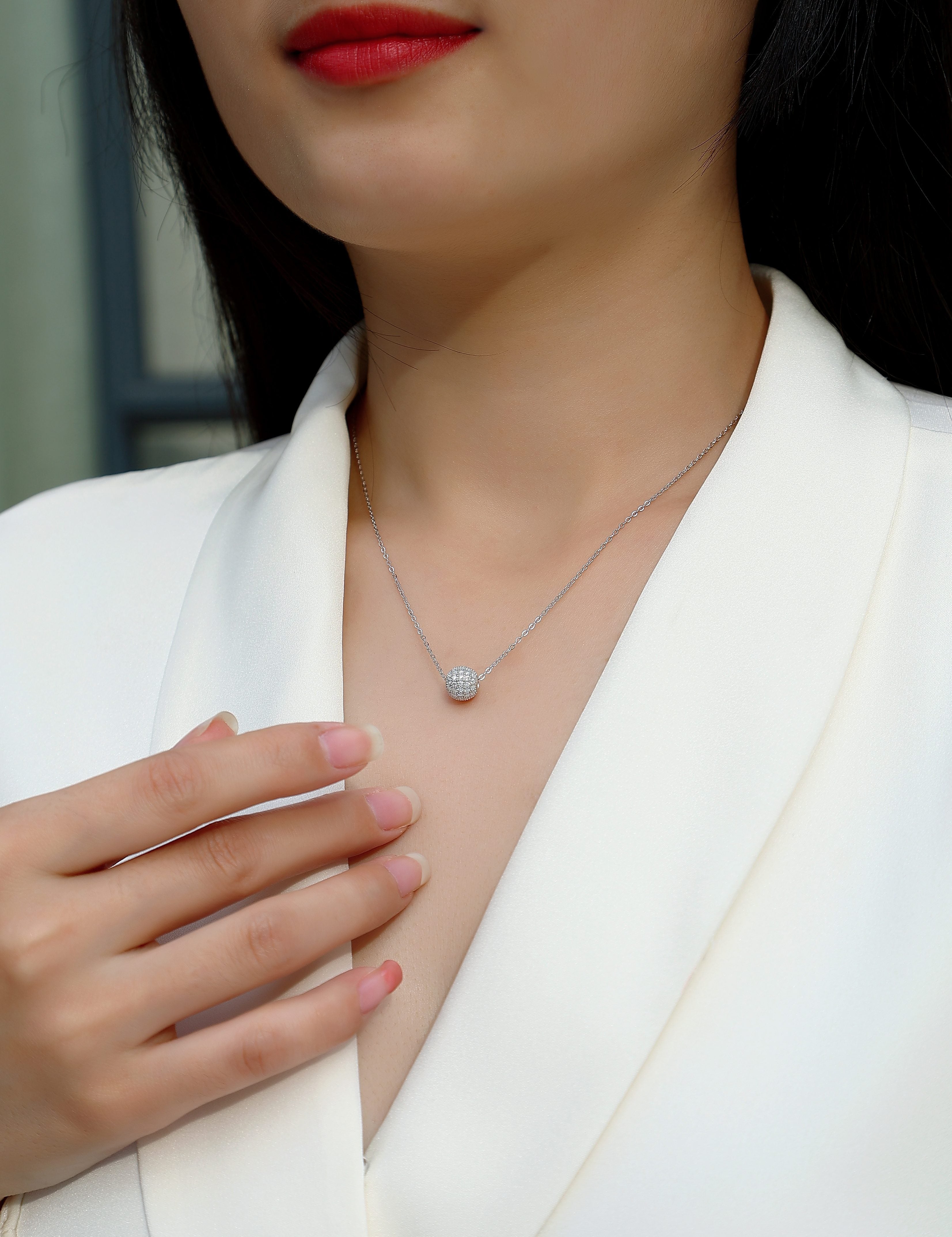 Luxury Moissanite Pendant Necklace